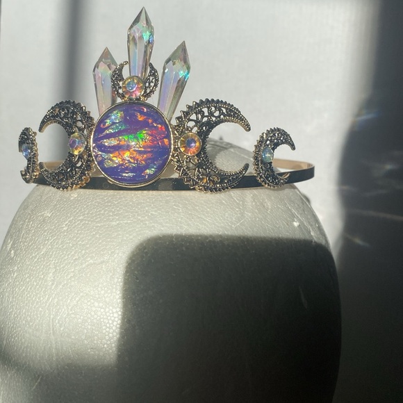 NWT Gypsy Tiara, Triple Moon Goddess - Picture 2 of 4